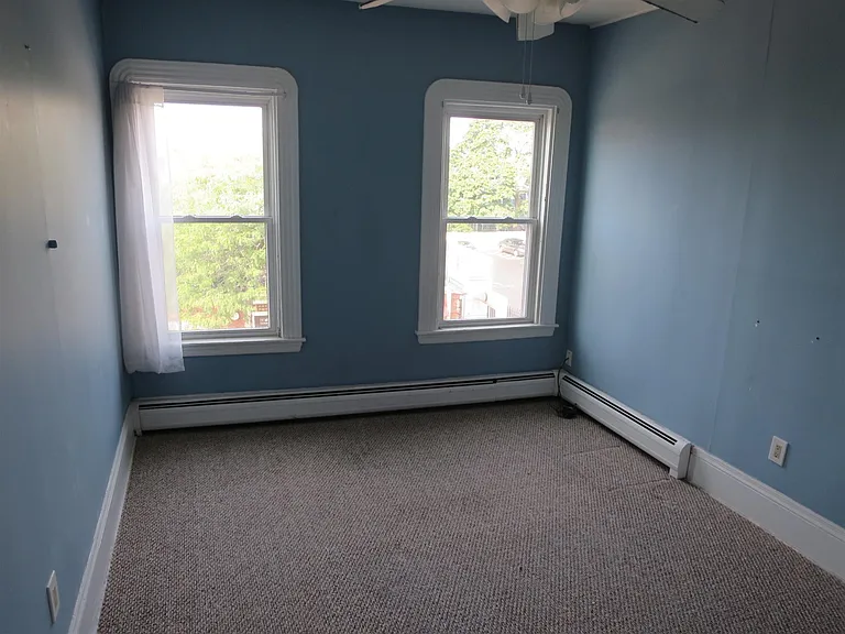 286 Highland Ave #3 — Photo 4