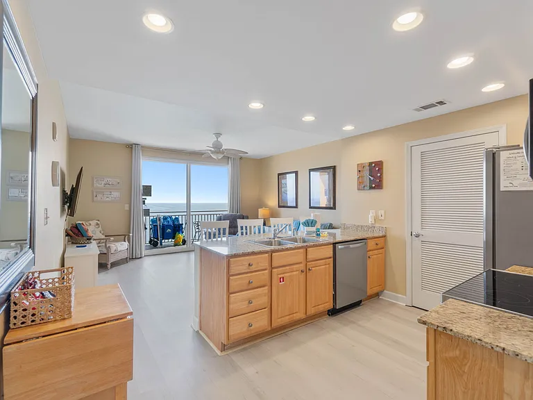 17739 Front Beach Rd #1505W — Photo 15