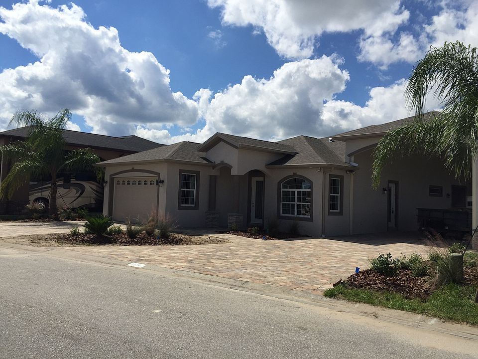 2nd image of 536 Narrow Pond Rd