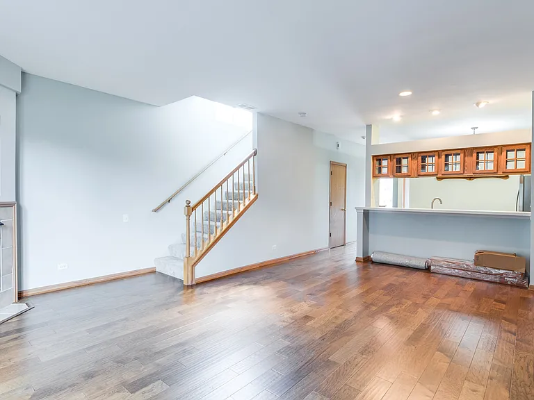 2535 Carrolwood Rd — Photo 10