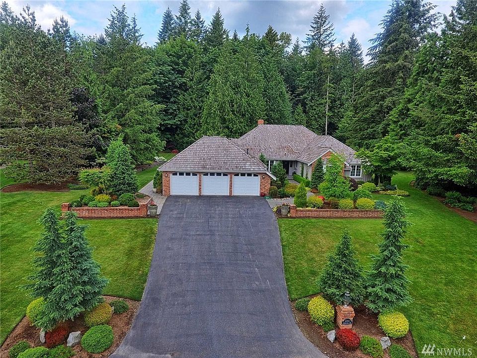 1st image of 6814 214th Ave NE