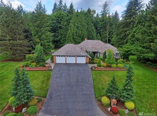 6814 214th Ave NE, Redmond, WA 98053