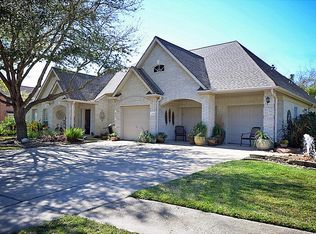2433 Guilbeau Ln, Seabrook, TX 77586