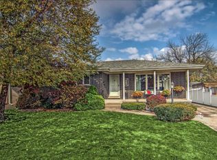 1835 Wren Dr, Munster, IN 46321
