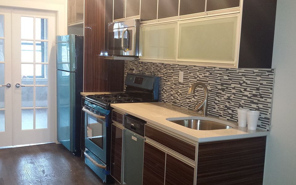 1st image of 739 Macdonough St APT 2