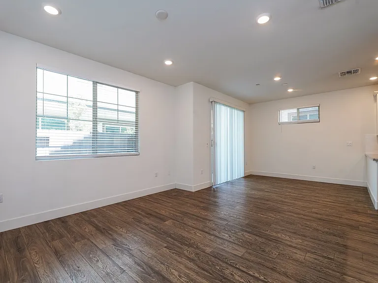 10564 Trill Way — Photo 6