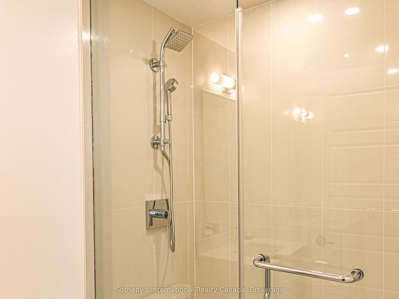 2nd image of 415 Sea Ray Ave #437