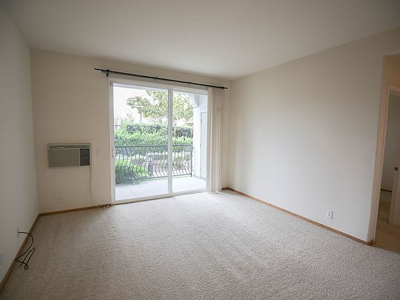 5th image of 35550 Monterra Ter APT 101