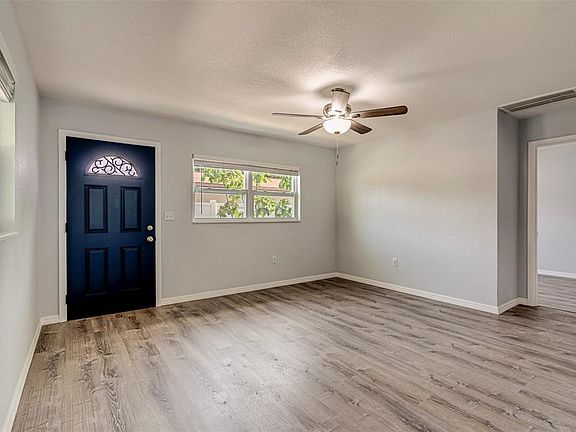 4th image of 7391 34th St N