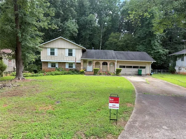 4292 Cedar Ridge Trl, Stone Mountain, GA 30083