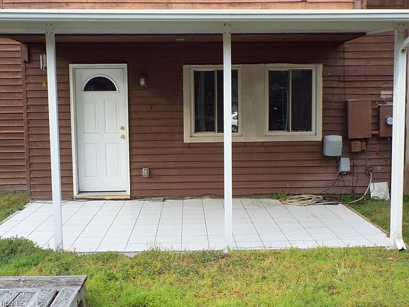 3rd image of 317 Sunflower Ct