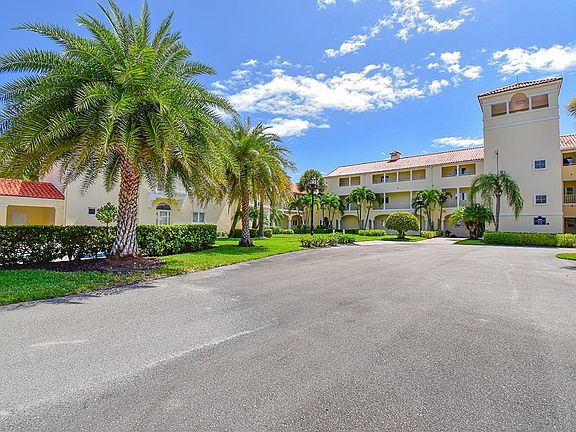 2nd image of 5080 Harmony Cir APT 203