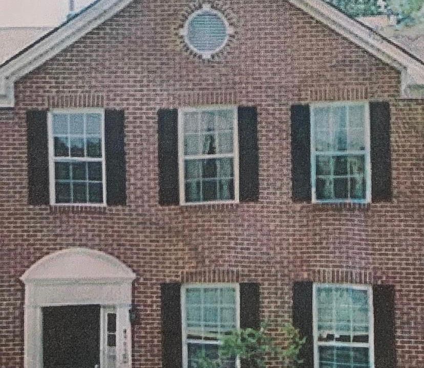 2nd image of 118 Willow Blvd Unit 605-B