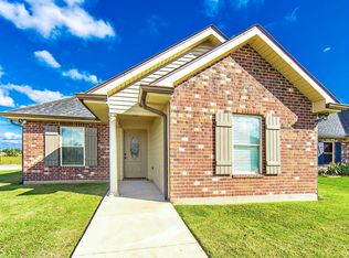 201 Darwen Dr, Raceland, LA 70394