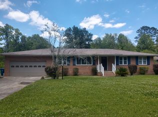 4057 Bessent Rd, Jacksonville, FL 32218