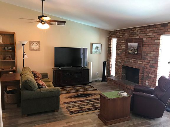 11625 family room