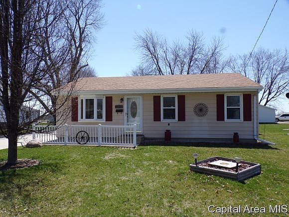 1st image of 2120 McMasters Ave