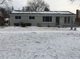 9828 Eckles Rd, Livonia, MI 48150