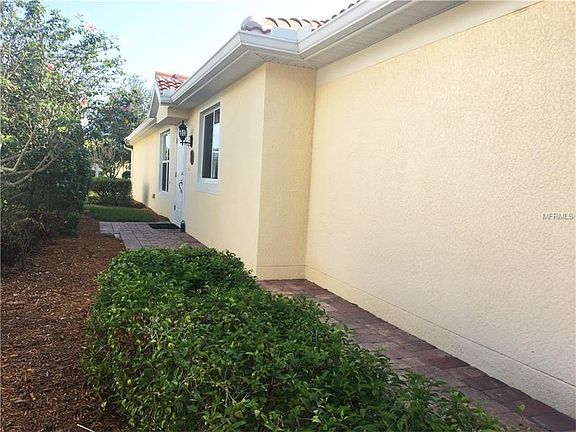 3rd image of 6091 Benevento Dr