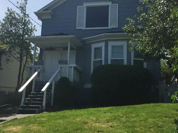 2853 Thorndyke Ave W APT 2, Seattle, WA 98199