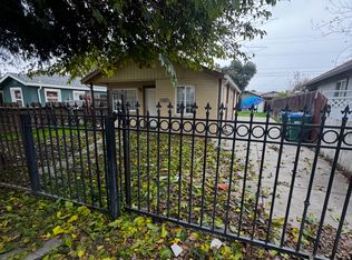 2260 E Hazelton Ave, Stockton, CA 95205