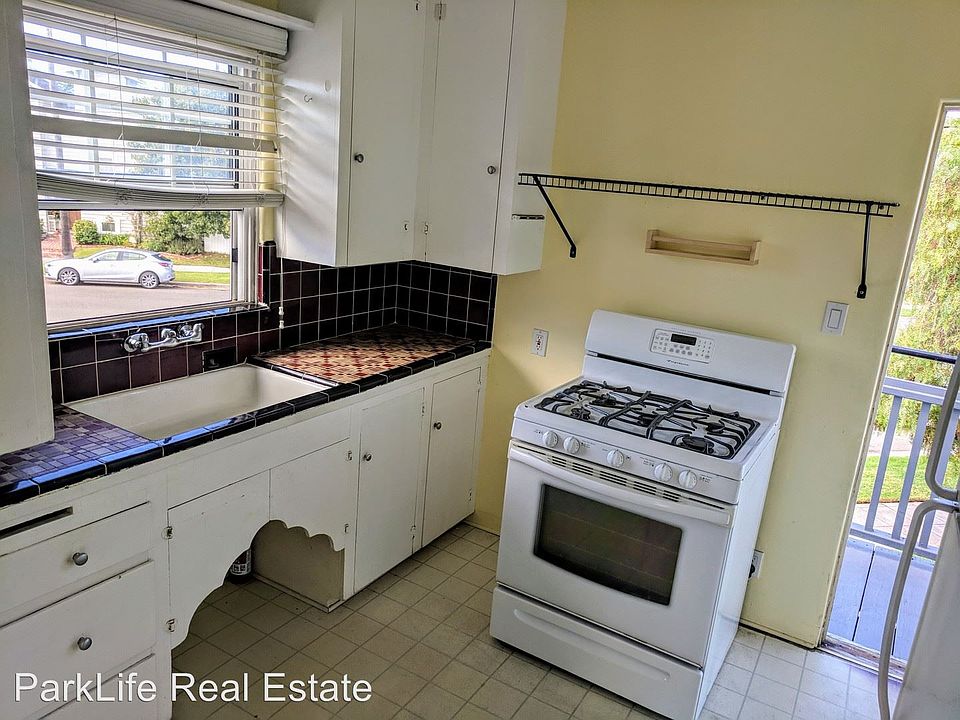 1st image of 457 Palm Ave