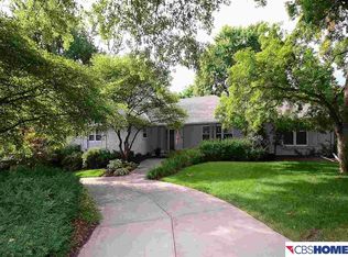 8417 Hickory St, Omaha, NE 68124