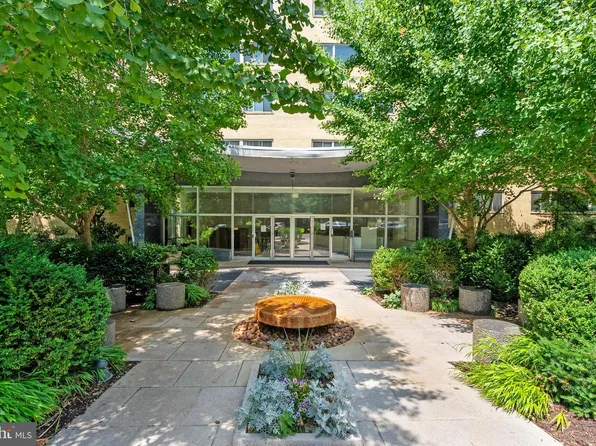 4600 Connecticut Ave NW APT 717, Washington, DC 20008