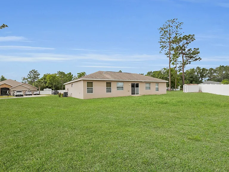11302 SW 62nd Cir — Photo 27