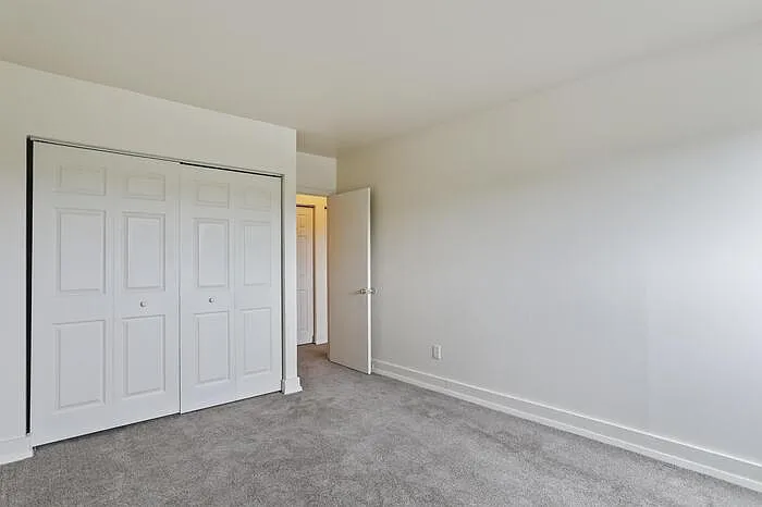 620 6th Ave #205 — Photo 12