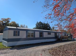 3517 Country Manor St, North Vernon, IN 47265