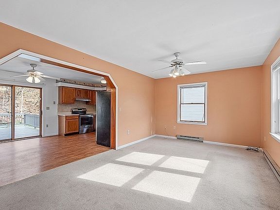 2nd image of 126B Brooks St