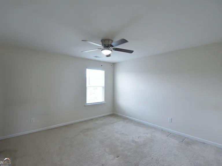 421 Southbridge Pass — Photo 46