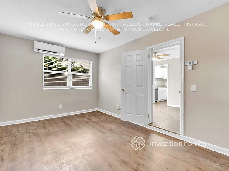 8061 Delaroche Dr — Photo 12