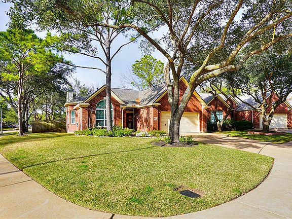 2nd image of 20810 Athea Glen Cir
