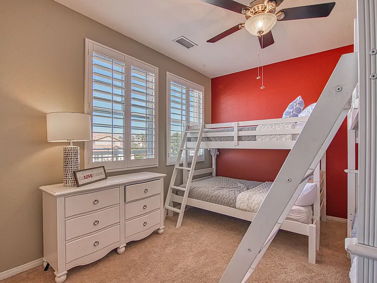 upstairs kids bedroom 4