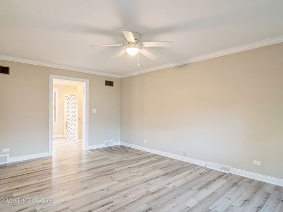 4th image of 37W237 Grandmas Ln