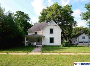 401 W H St, Weeping Water, NE 68463