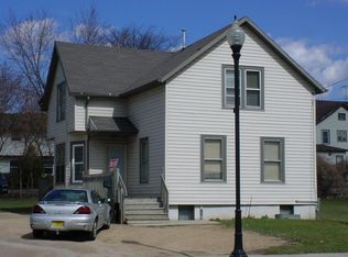 514 Campus Pl, Oshkosh, WI 54901