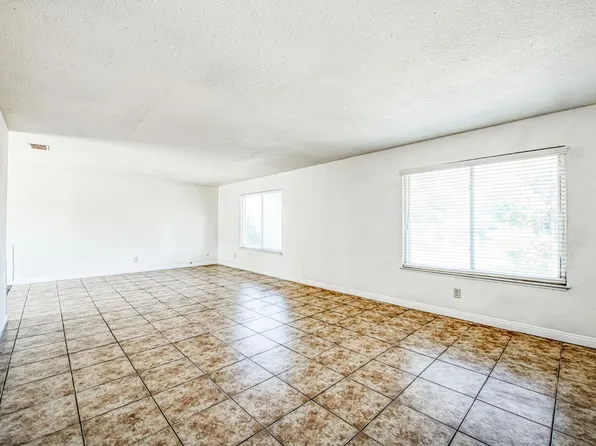 2335 W Cornell Ave, Fresno, CA 93705