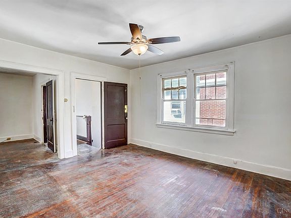 3rd image of 2122 Highland Ave