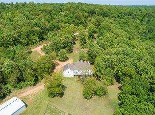 4212 Valley View Dr, Valles Mines, MO 63087