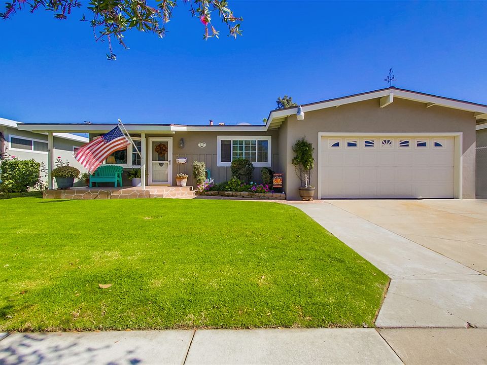 1st image of 617 Vista Way