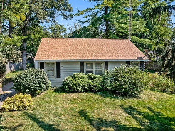 2516 South Shore DRIVE, Delavan, WI 53115