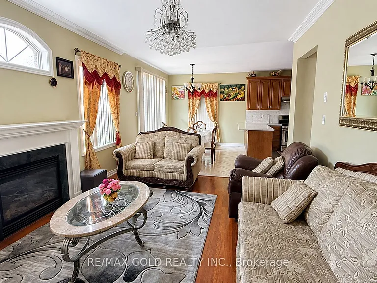 6 Stonemount Trl — Photo 12