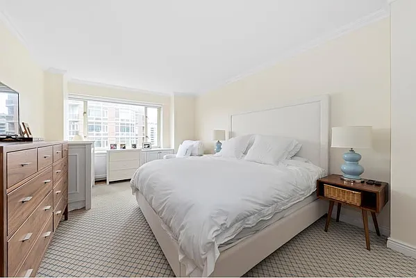 Rented by Miriam Izsak Realty  LLC | media 13