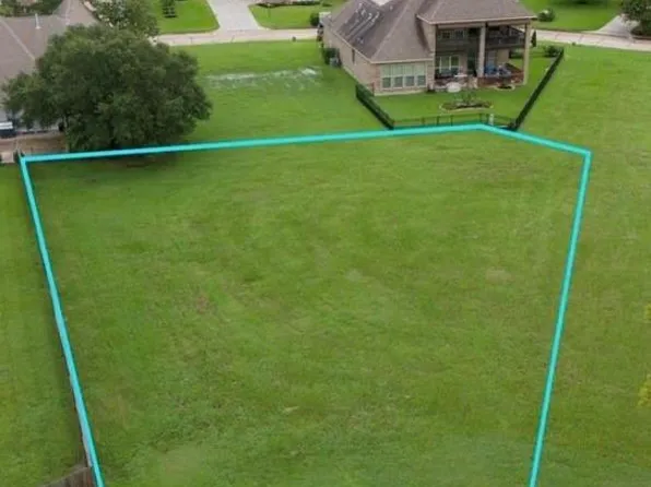 315 Bentwood Ct, Montgomery, TX 77356