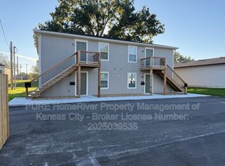 302 N 4th St UNIT C, Odessa, MO 64076