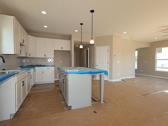 2nd image of 5779 Valleydale Rd