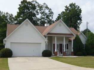 905 Spring Ives Dr, Lawrenceville, GA 30043